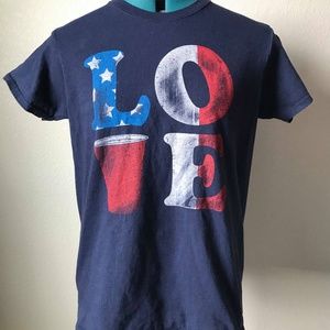 Navy tee with L-O-Solo cup-E print patriotic